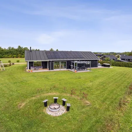 Holiday home Amdi - 700m From The Sea In Se Jutland By Interhome Nedre Lysabild