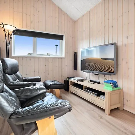 Ferienhaus Amdi - 700m From The Sea By Interhome