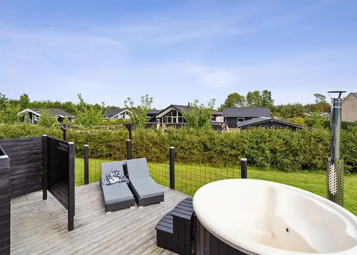 Amdi - 700m From The Sea By Interhome Feriehus *