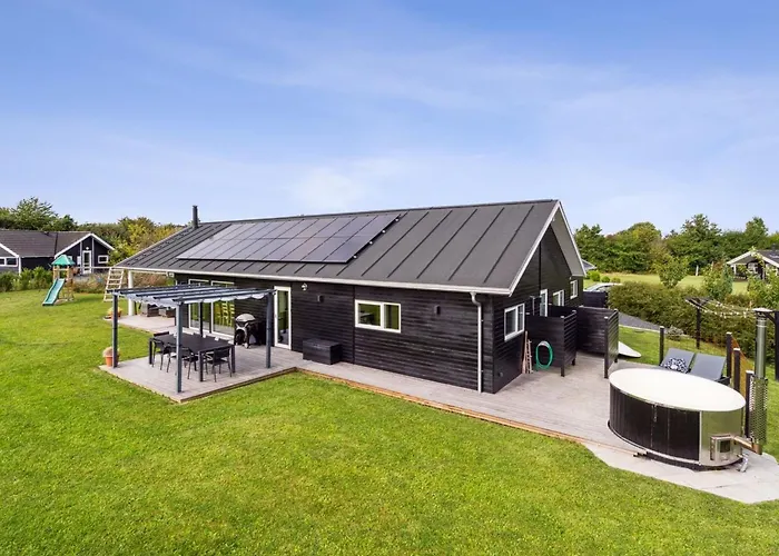 Amdi - 700m From The Sea By Interhome Nedre Lysabild